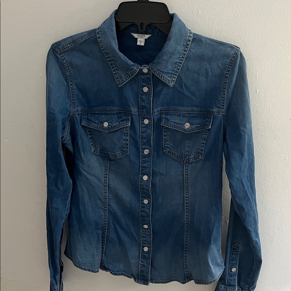 Guess Classic Long Sleeve Denim Shirt Size Small - Picture 1 of 3